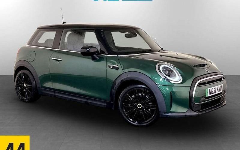 Used Mini Cooper Level 2 135 kW (184 HP) 2023 Hatchback