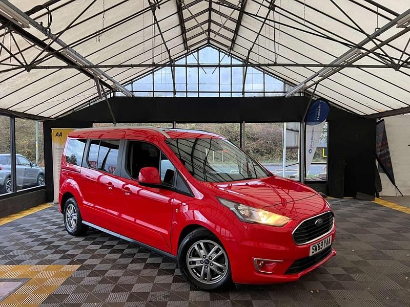 Red Used 2020 Ford Tourneo Connect Titanium MPV | £11,495 (Fair price) - Image 1/3