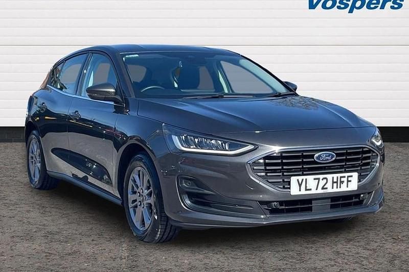 Used Ford Focus Titanium 155 HP (114 kW) 2023 Grey Hatchback