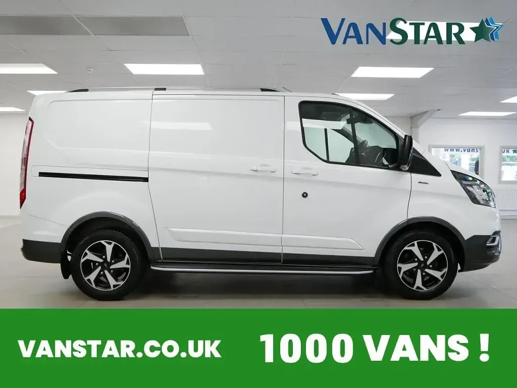 Used Ford Transit Custom Active 170 HP (125 kW) 2023 White Van