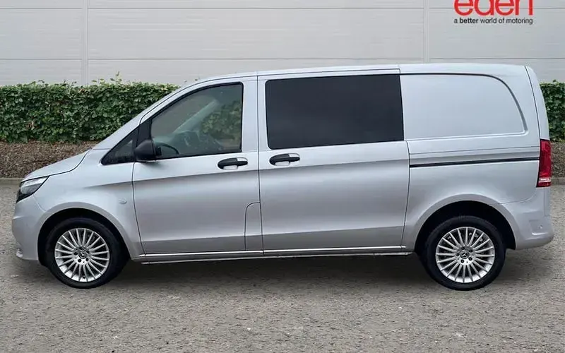 Used VW Touran S 105 HP (77 kW) 2013 MPV
