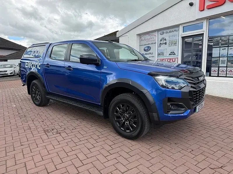 New Isuzu D-Max 139 kW (190 HP) 2026 Biarritz blue metallic Pickup