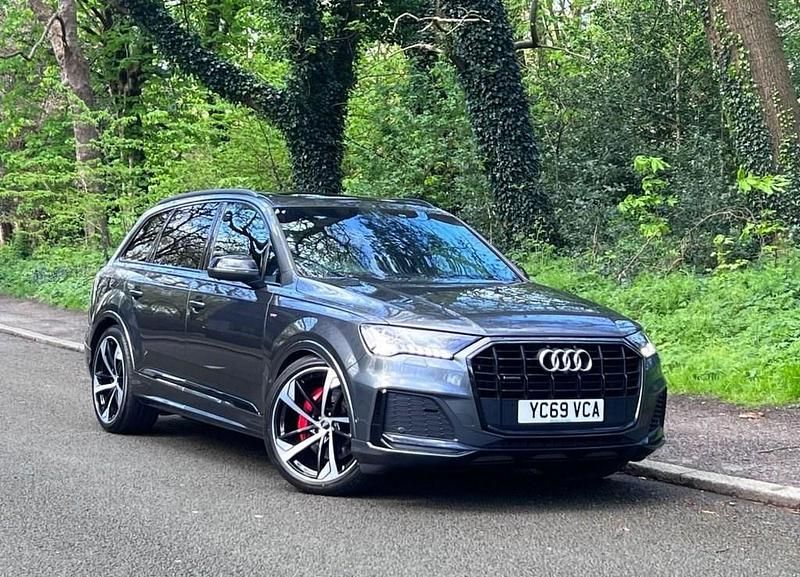 Used Audi Q7 Black Edition 286 HP (210 kW) 2020 Grey SUV