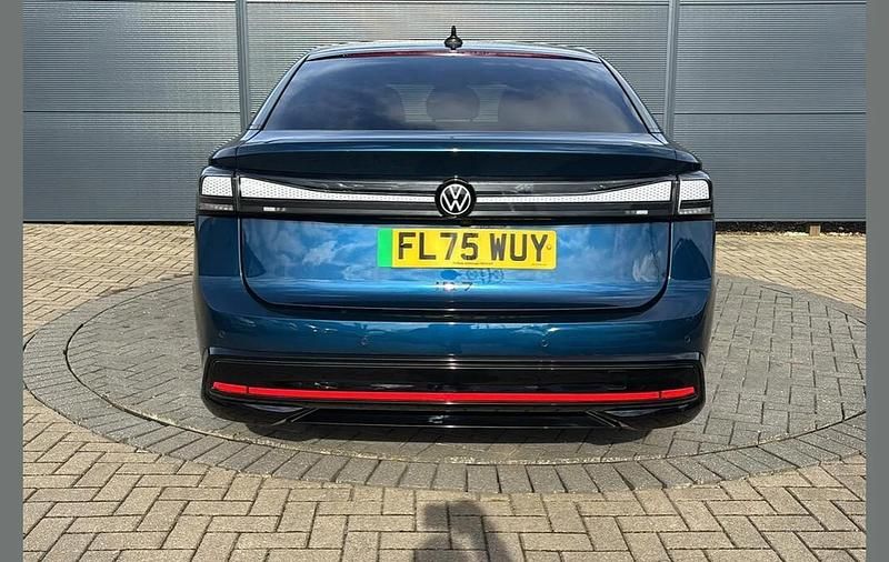 Usado VW ID.7 Pro 210 kW (286 HP) 2025 Azul Citadino