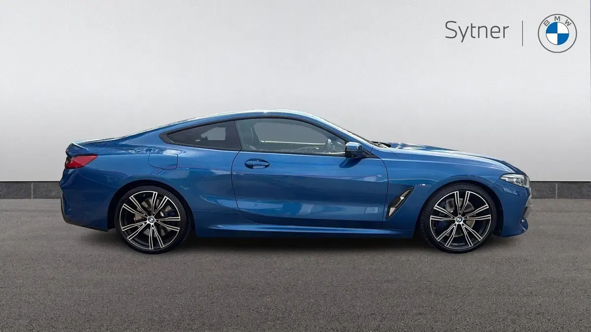 Used BMW 840 Comfort Edition 316 HP (232 kW) 2018 Blue Coupe