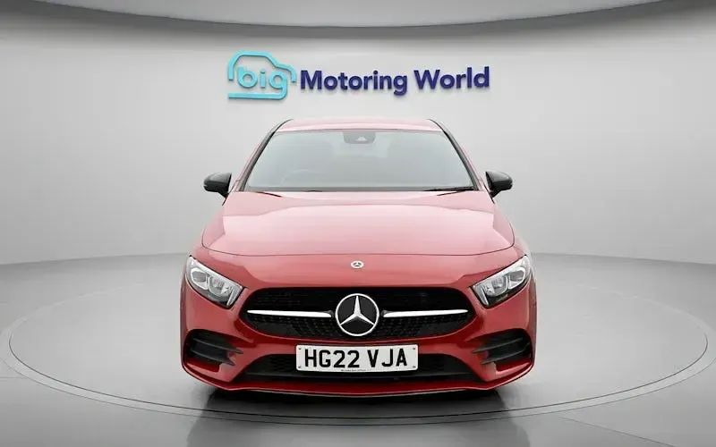 Used Mercedes A180 Executive 136 HP (100 kW) 2022 Red Hatchback