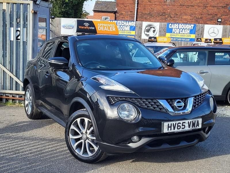 Black Used 2015 Nissan Juke Tekna SUV | £4,695 (Good price) - Image 1/4