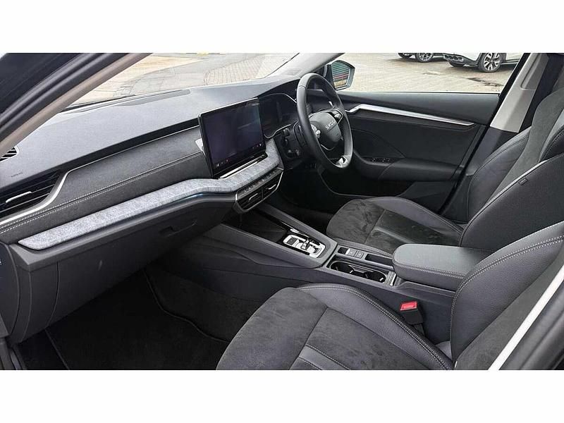 Used Skoda Octavia SE L 110 HP (80 kW) 2025 Black magic pearl effect Estate