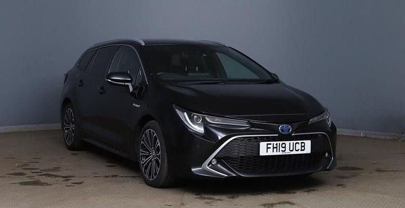 Black Used 2019 Toyota Corolla Estate | £12,990 (Fair price) - Image 1/3