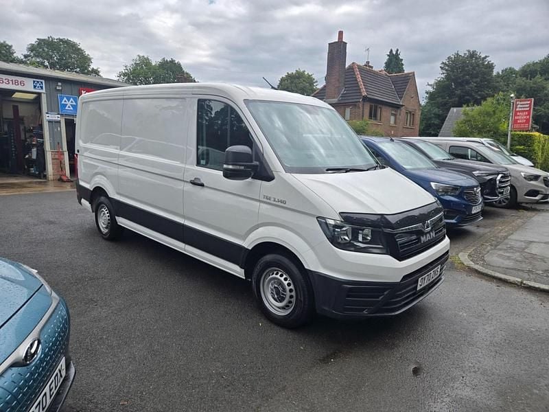 White Used 2020 MAN TGE Van | £11,995 (Fair price) - Image 1/4