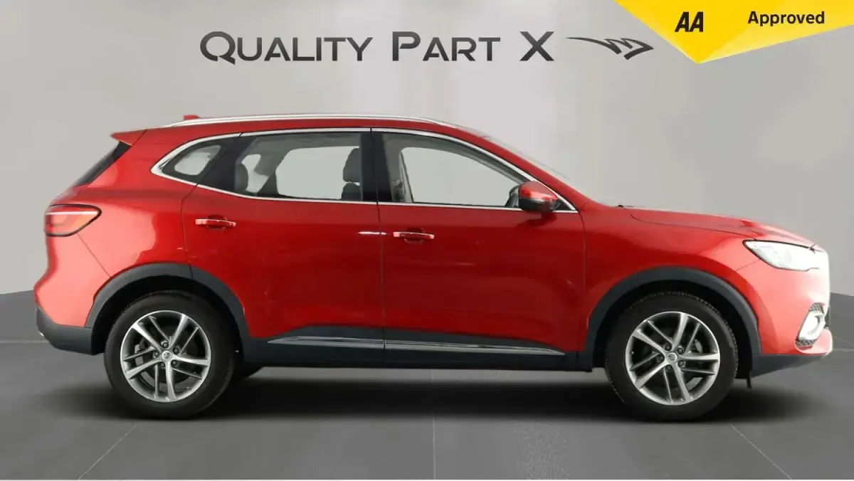 Used MG HS Excite 162 HP (119 kW) 2023 Red SUV