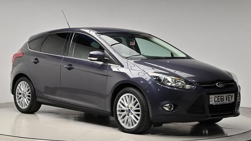 Grey Used 2011 Ford Focus Zetec Hatchback | £6,780 (Expensive) - Image 1/4