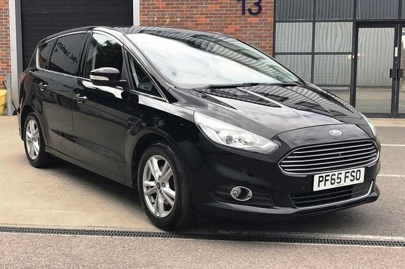 Black Used 2015 Ford S-MAX Titanium MPV | £10,695 (Fair price) - Image 1/1