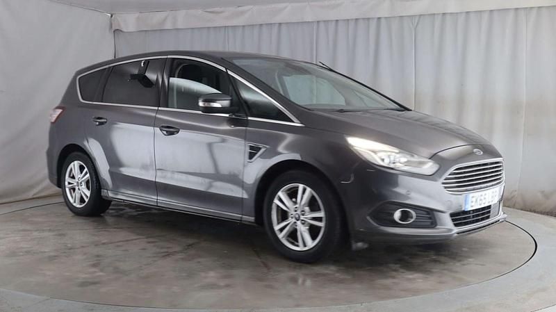 Used Ford S-MAX Titanium 150 HP (110 kW) 2015 Grey MPV
