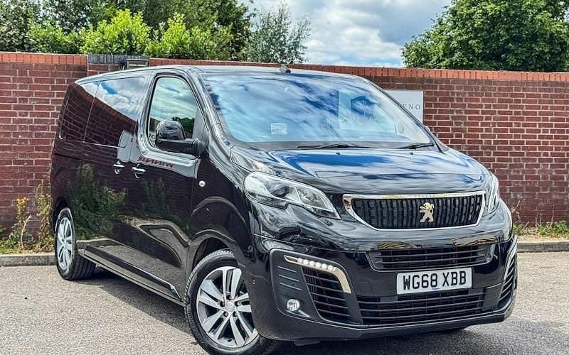 Used 2022 Peugeot Traveller Allure MPV | £26,598 (Fair price) - Image 1/3