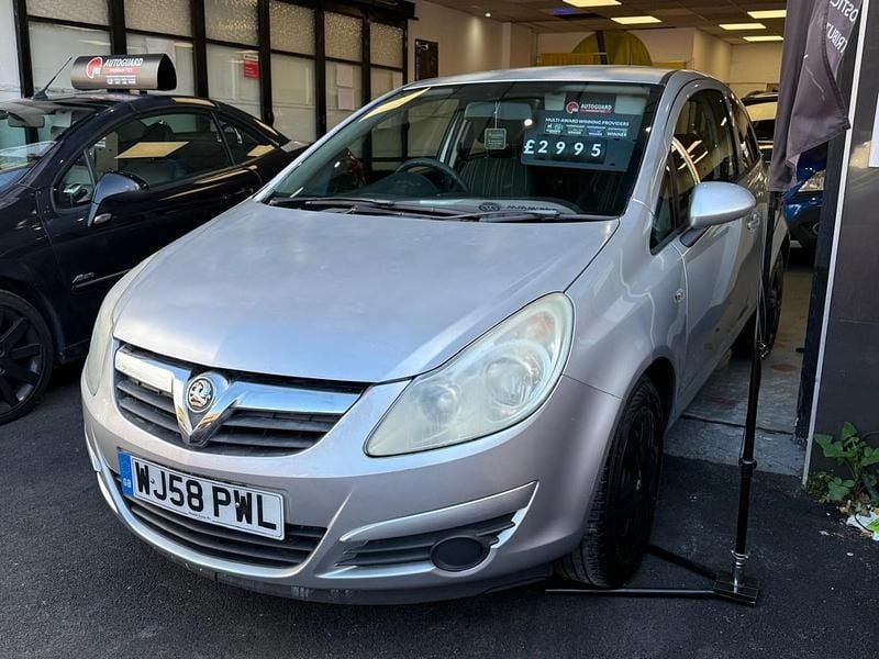 Used Vauxhall Corsa Club 89 HP (65 kW) 2008 Silver Hatchback