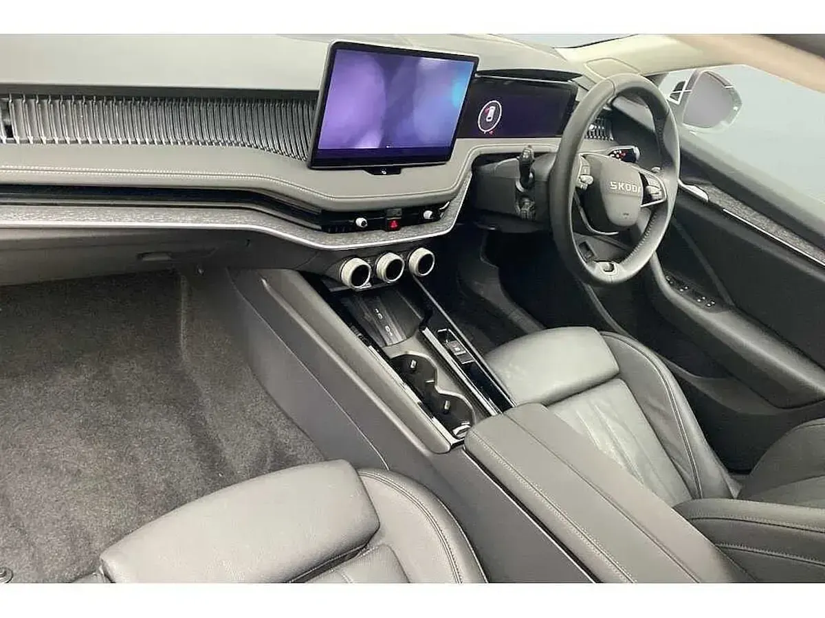 Used Skoda Superb SE L 110 HP (80 kW) 2025 Pure white Estate