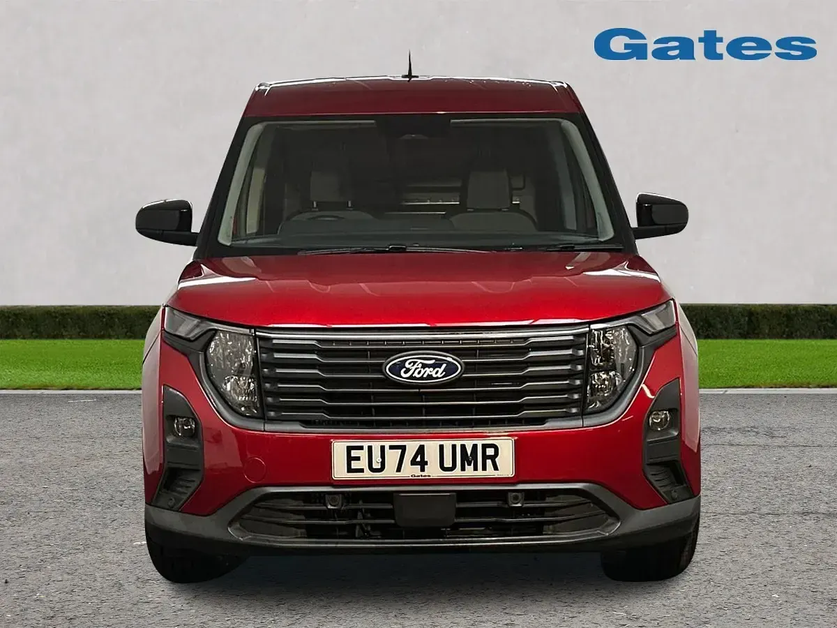 Used Ford Courier Limited 125 HP (91 kW) 2024 Red MPV