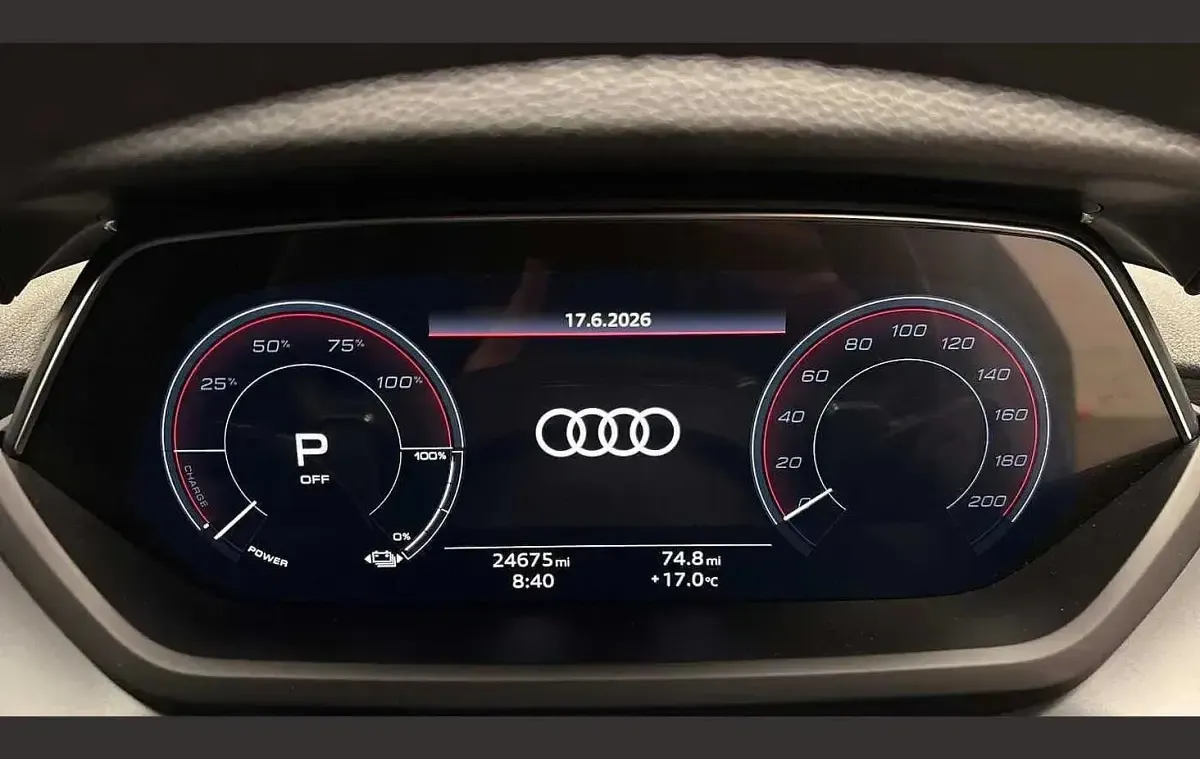 Used Audi e-tron GT quattro Comfort 384 kW (523 HP) 2023 Grey Sedan