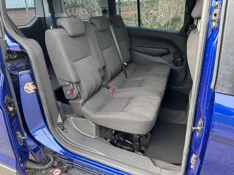 Used Ford Grand Tourneo Connect Zetec 2018 Blue MPV