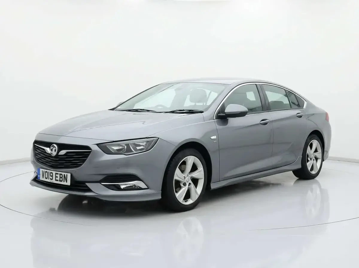Used Vauxhall Insignia SRi 165 HP (121 kW) 2019 Grey Hatchback