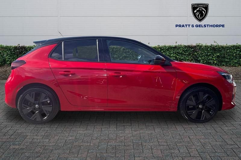 Used Vauxhall Corsa-e Edition 98 kW (134 HP) 2022 Red Hatchback