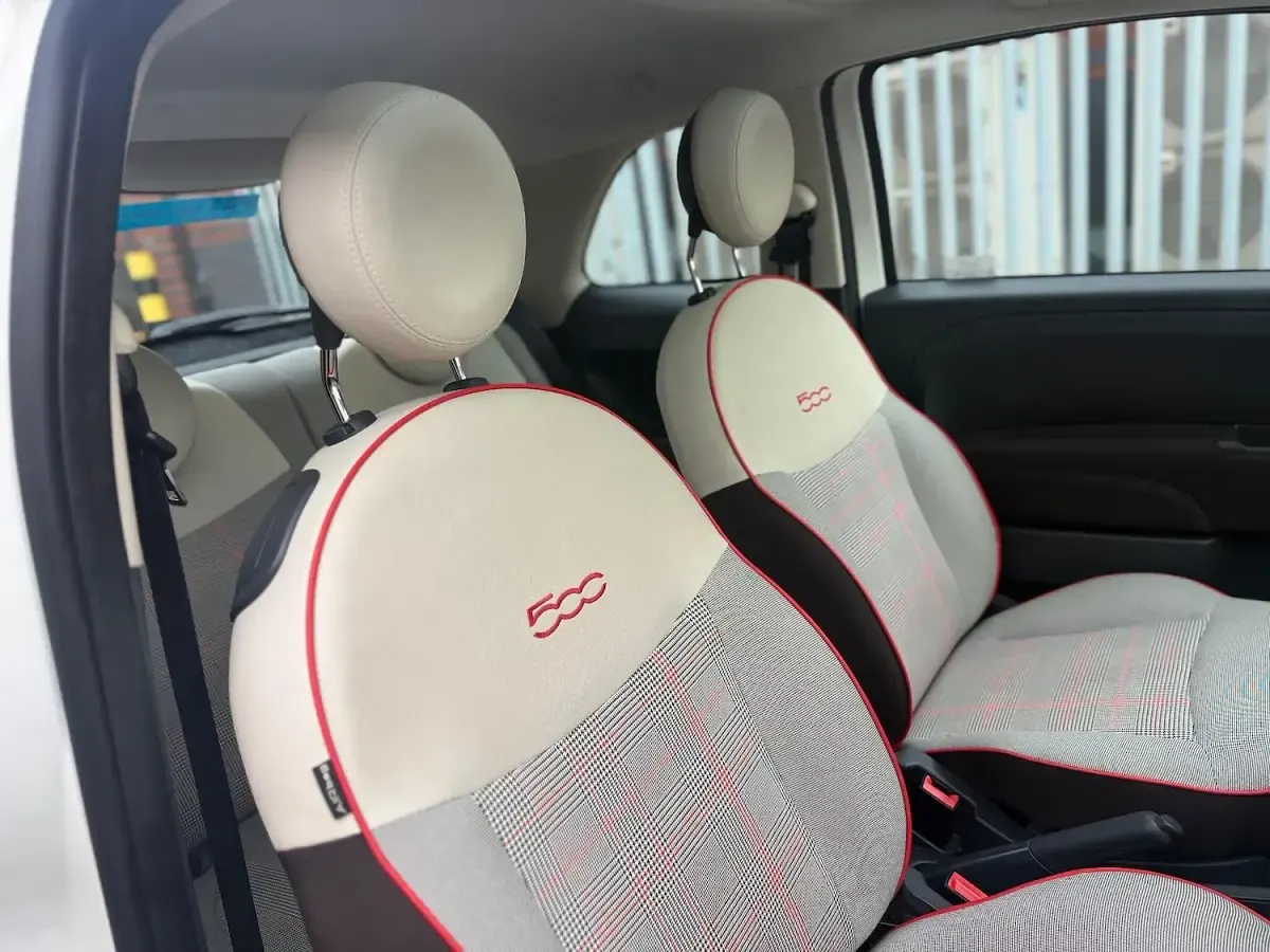Used Fiat 500 Lounge 69 HP (50 kW) 2017 White Hatchback