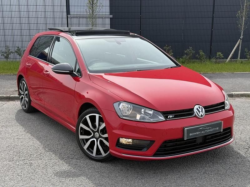 Used VW Golf VII R-line Edition 150 HP (110 kW) 2016 Red Hatchback