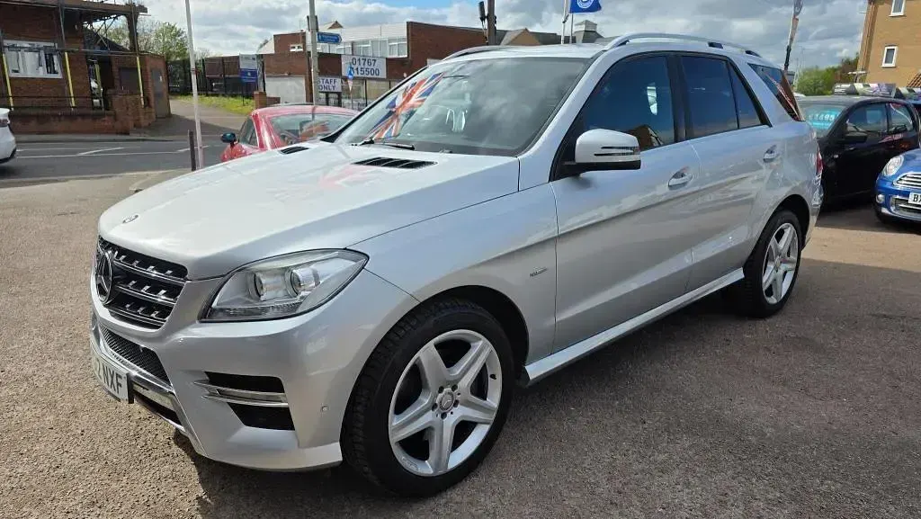 Used Mercedes ML250 204 HP (150 kW) 2012 Silver SUV