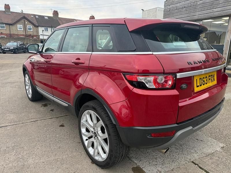 Used Land Rover Range Rover evoque Prestige 2013 Red Estate