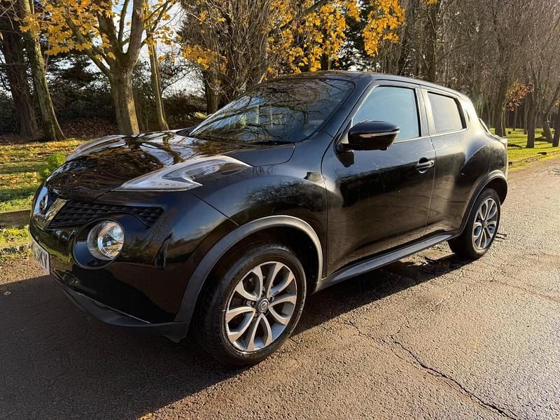 Used Nissan Juke Tekna 115 HP (84 kW) 2016 Black SUV