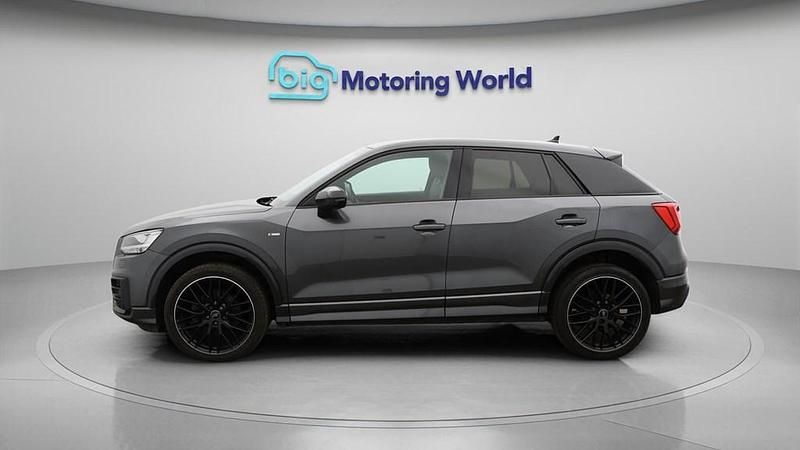 Used Audi Q2 Black Edition 150 HP (110 kW) 2020 Grey SUV