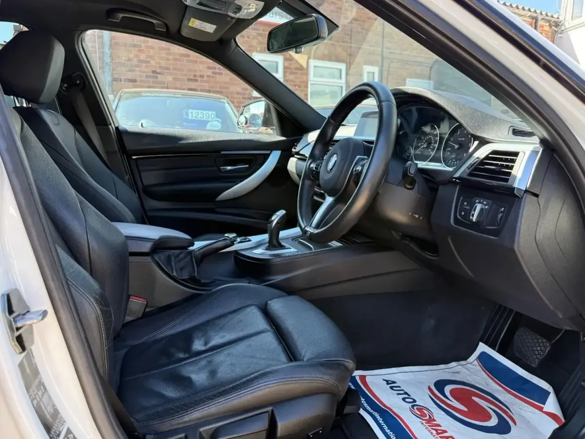 Begagnad BMW 335 M Sport 2017 Vit Kombi