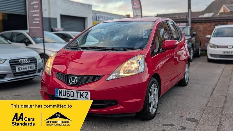 Red Used 2010 Honda Jazz ES Hatchback | £3,490 (Fair price) - Image 1/4