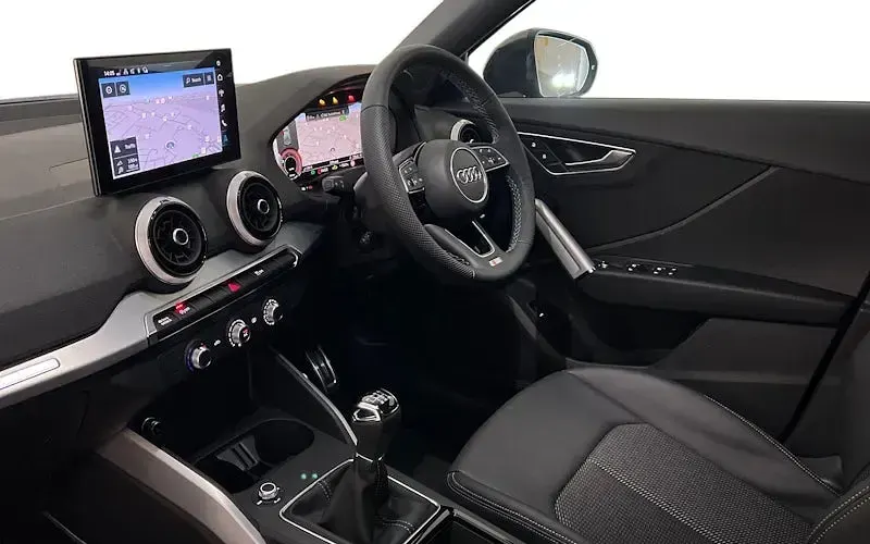 Novo Audi Q2 S-Line 116 HP (85 kW) 2026 SUV