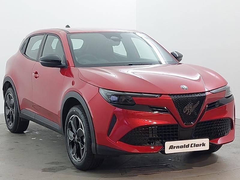 New Alfa Romeo GT Junior 136 HP (100 kW) 2025 Special paint  brera red Hatchback