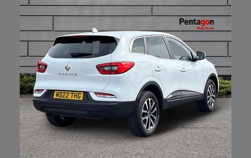 Usado Renault Kadjar Equilibre 138 HP (101 kW) 2022 Branco SUV