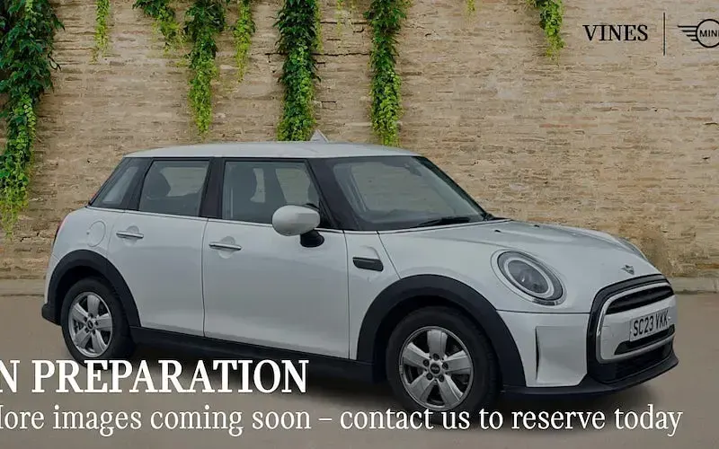 Used Mini Cooper Classic 136 HP (100 kW) 2022 Hatchback