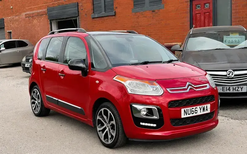 Used Citroën C3 Platinum 99 HP (72 kW) 2016 MPV