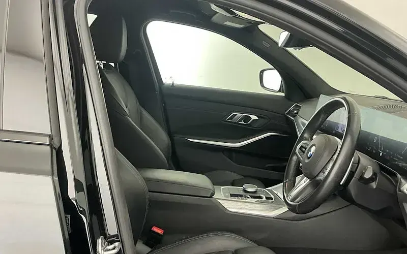Used BMW 320 M Sport 184 HP (135 kW) 2023 Black Sedan
