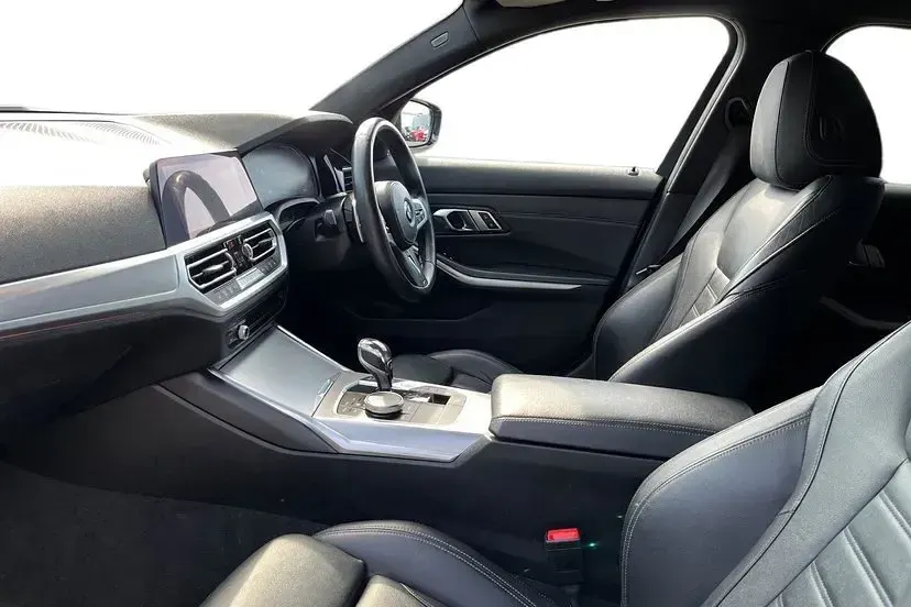 Used BMW 320 M Sport 187 HP (137 kW) 2020 Black Estate