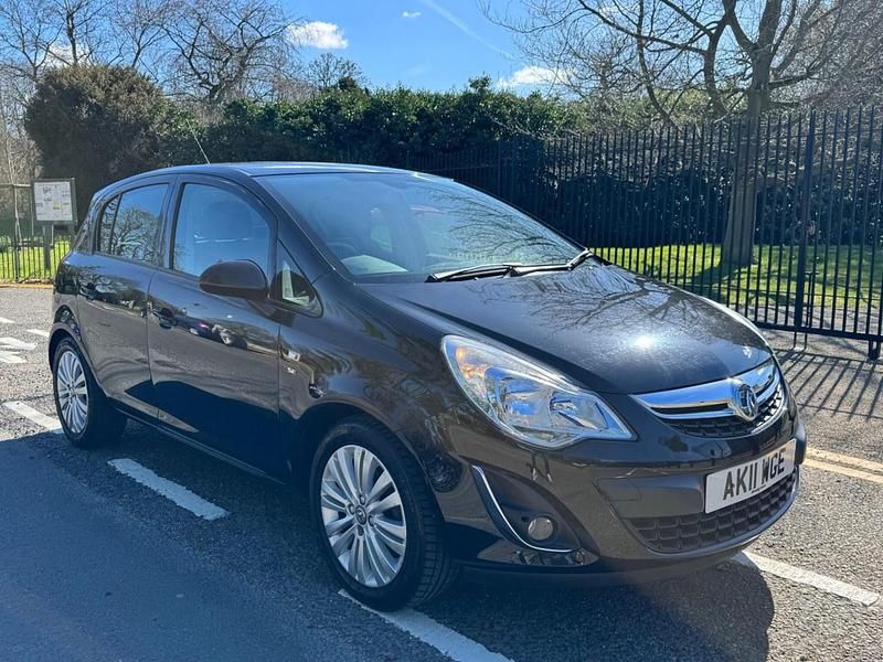 Used Vauxhall Corsa 90 HP (66 kW) 2011 Black Hatchback