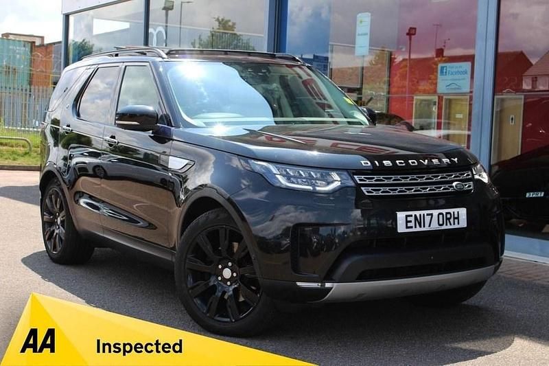Black Used 2017 Land Rover Discovery 5 HSE Luxury SUV | £23,995 (Fair price) - Image 1/4