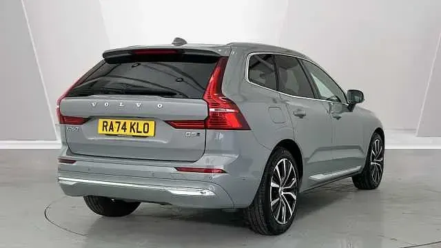 Second-hand Volvo XC60 Ultra 247 CP (181 kW) 2025 Gri SUV