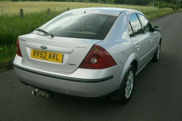 Używany Ford Mondeo 2002 Hatchback
