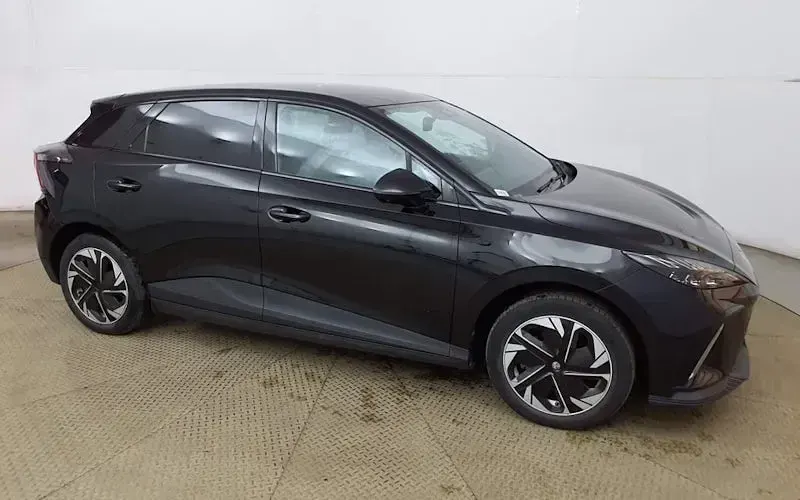 Used MG MG4 EV Trophy 150 kW (204 HP) 2025 Hatchback
