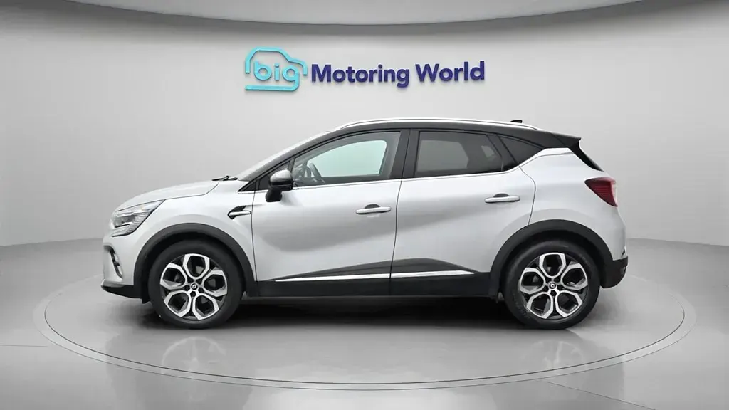 Used Renault Captur Techno 145 HP (106 kW) 2023 Grey SUV
