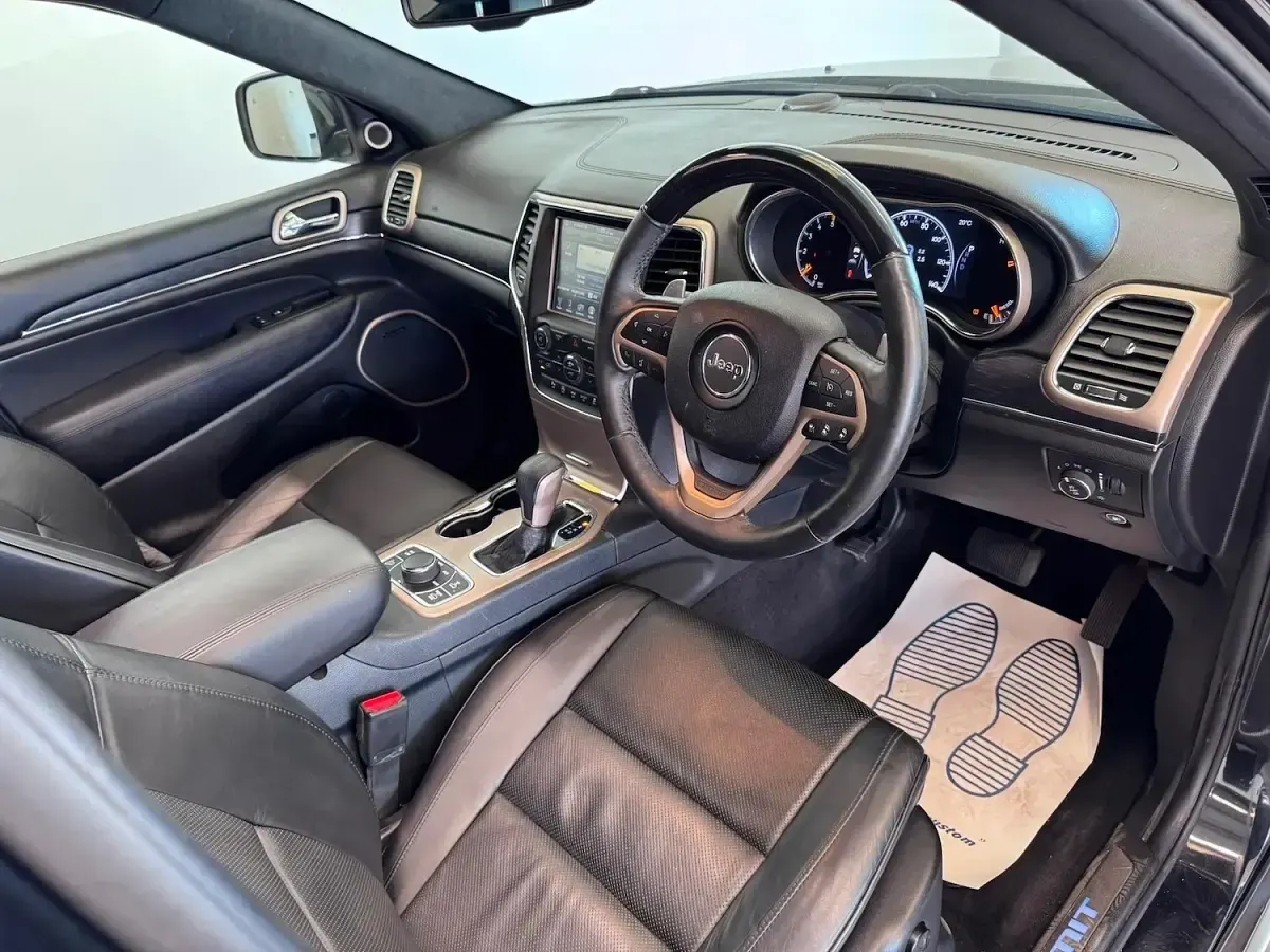 Used Jeep Grand Cherokee Summit 247 HP (181 kW) 2017 Black SUV