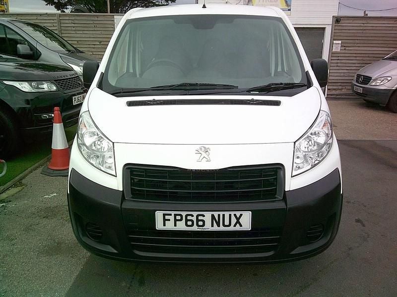 Used Peugeot Expert 2016 White Van