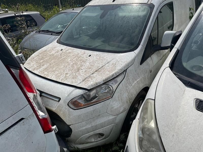 White Used 2016 Ford Transit Limited Van | £1,950 (Super price) - Image 1/4